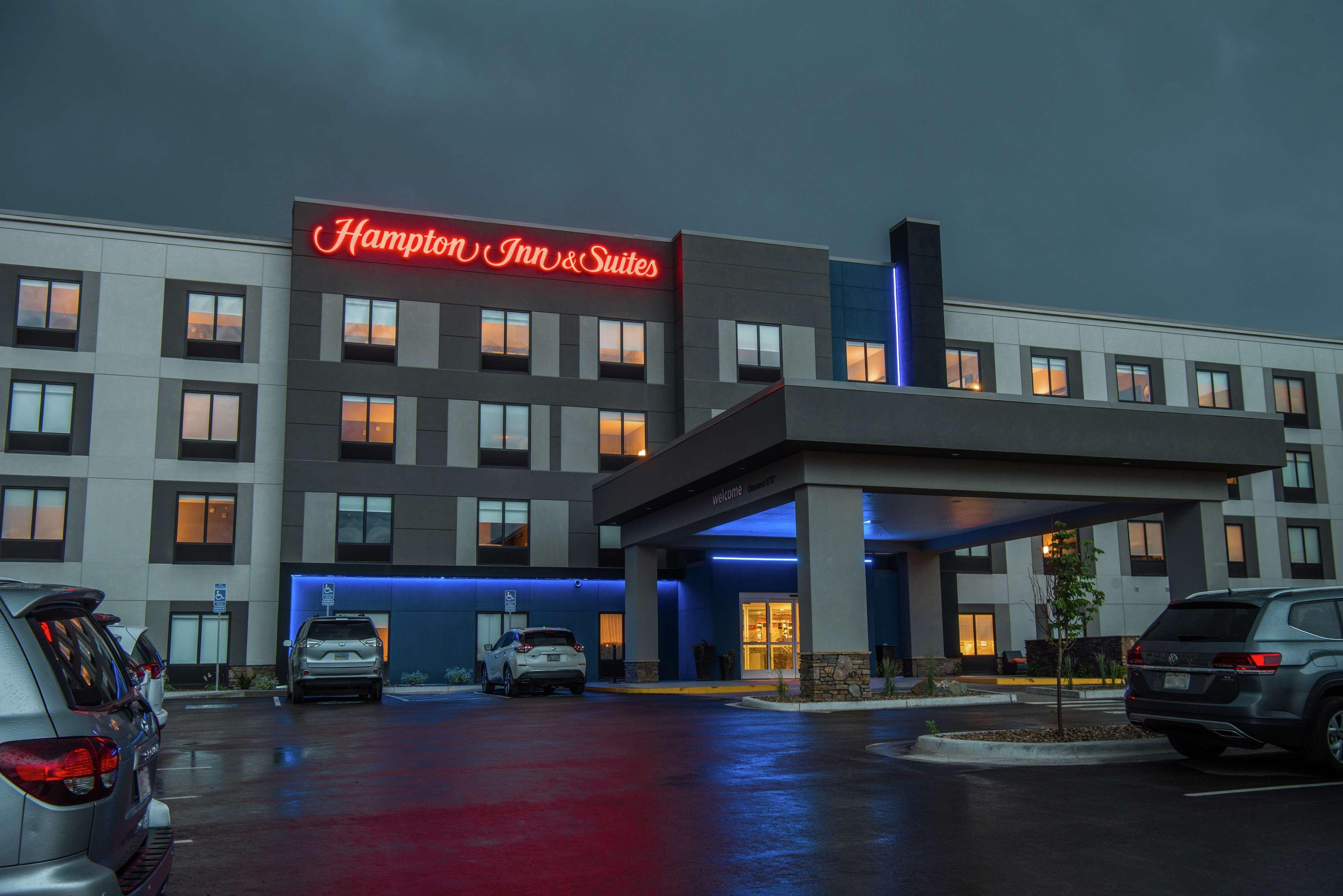 Hampton Inn & Suites Rapid City Rushmore, Sd Exterior photo